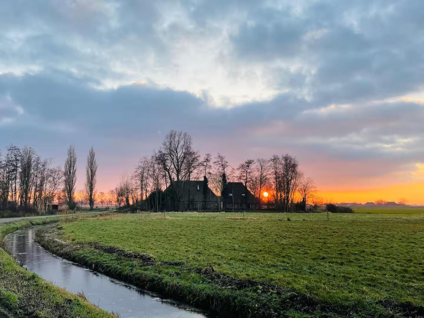 Villa De Twee Zwanen Delfstrahuizen Esterno foto